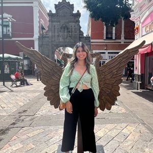 Meet your Posher, Gaby